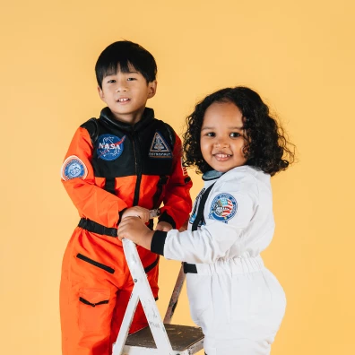 আমাদের নতুন যোগাযোগে খেলা!